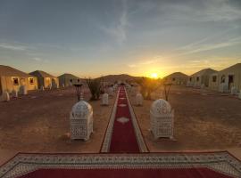 Luxury Desert Camp Amanar，位于梅尔祖卡的度假园