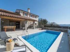 Villa Poji
