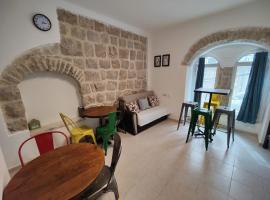 Private Hostel - Best location，位于耶路撒冷的青旅