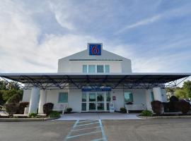 Motel 6-Tewksbury, MA - Boston，位于图克斯伯里的酒店