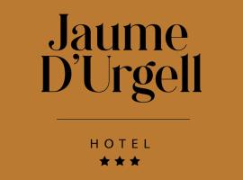 HOTEL JAUME D'URGELL，位于巴拉格尔伊耶达阿尔瓜伊雷机场 - ILD附近的酒店