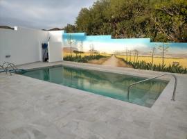 Precioso loft con piscina comunitaria，位于拉斯内格拉斯的酒店