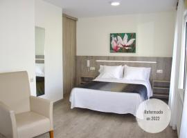 Hotel Playa de Lago，位于穆希亚的酒店