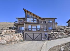 Mountain-View House Less Than 2 Mi to Granby Ranch!，位于格兰比的酒店