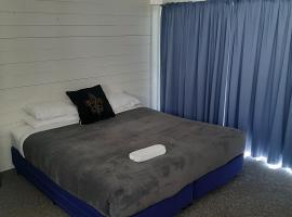 Cabin Bathurst Goldfields on 428 Conrod Straight Mount Panorama，位于Orton Park的酒店