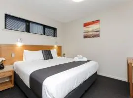 Beautiful 1-bedroom apartment close to the River