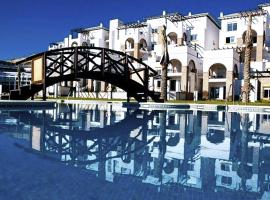 Al-Andalus Thalassa Home Star，位于维拉沙漠泉高尔夫俱乐部附近的酒店