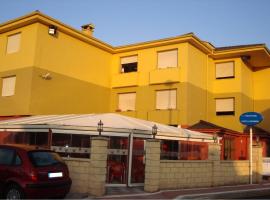 Hotel Costa Cántabra，位于阿尔戈尼奥斯的酒店