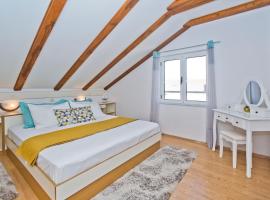 马琳卡威斯克维克公寓酒店，位于赫瓦尔的酒店