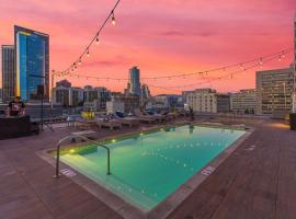 One Lux Stay HWH Downtown Los Angeles，位于洛杉矶的酒店