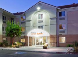 Sonesta Simply Suites Silicon Valley Santa Clara，位于圣克拉拉的酒店