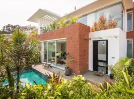 La Sierra Estate Villa 3BHK with Private Pool, Terrace & Garden in Anjuna，位于马普萨的酒店