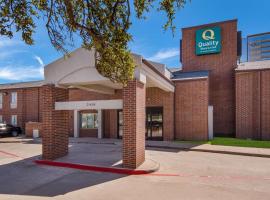 Quality Inn & Suites Richardson-Dallas，位于理查森的酒店