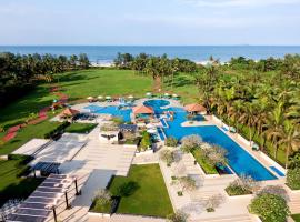 Kenilworth Resort & Spa, Goa，位于Utorda的酒店