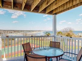 Ogunquit Beach Lookout，位于奥甘奎特的酒店