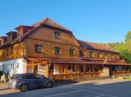 Balónový hotel a pivovar Radešín