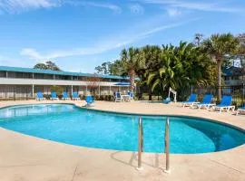 Baymont by Wyndham Daytona Beach - Intl Speedway，位于代托纳比奇机场 - DAB附近的酒店
