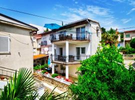 Apartments Lino，位于塞尔瑟的酒店