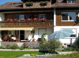 Ferienwohnung Nr 2, neben Bauernhof, Roßhaupten, Allgäu