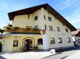 Hotel Alpin，位于埃尔瓦尔德Tiroler Zugspitz Golf附近的酒店