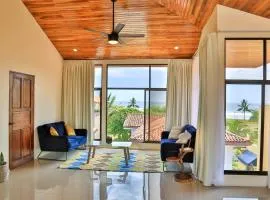 Casa Lapa Penthouse Oceanside Villa