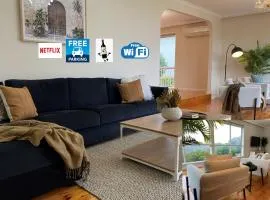 BerwickHills Stylish 3 BdrmHome *Free Wifi*NetFlix