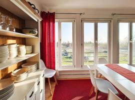 FeWo Uckerseen, 4 Zimmer mit Bad ensuite und Panoramablick，位于Seehausen的公寓