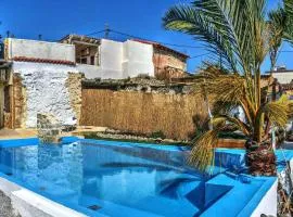 Panoramic Villa with Private Pool near Παγκαλοχώρι