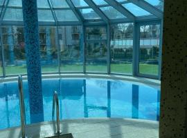 Avangard Resort，位于斯维诺乌伊希切的酒店