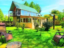 House & Yard Sesil S 70m to beach