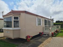 6 Berth on Seaview (Topaz)，位于英戈尔德梅尔斯的酒店