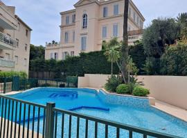 HENRI CAMILLE REAL ESTATE -Beautiful one bedroom swimming pool and parking，位于戛纳的乡间豪华旅馆