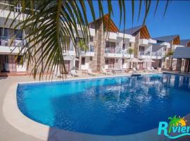 Hotel Riviera Room 3C Campo Verde，位于圣地亚哥洛斯卡巴的酒店