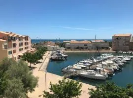 Superbe appartement avec vue sur la mer et port