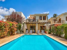2 bedroom Villa Destu with private pool and golf views, Aphrodite Hills Resort，位于库克里亚的海滩短租房