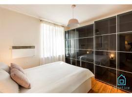 Mirror Room -15 Minutes to Gdańsk Old Town & Seaside，位于格但斯克的酒店