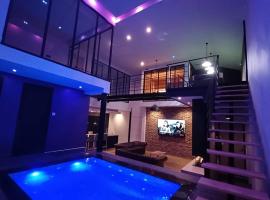 loft d architecte spa sauna billard 12 places ultra contemporain，位于Ferrière-la-Grande的酒店
