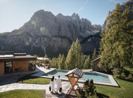 Kolfuschgerhof Mountain Resort，位于科尔福索的酒店