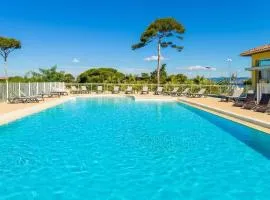 A 500 mètres des plages et du port du brusc, Les terrasses des embiez avec piscine et spa