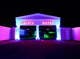 Liberty Motel，位于Saltinho的酒店