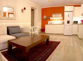 Αcacia House - Fully Equipped Apartment in Glyfada，位于雅典Elliniko地铁站附近的酒店