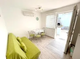 Cozy Apartment with Sea View Jadranovo 24m²