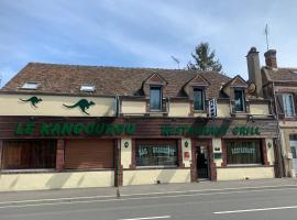 Kangourou a moustache，位于Thivars的酒店
