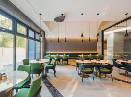 石家庄建设南大街亚朵酒店，位于石家庄的酒店
