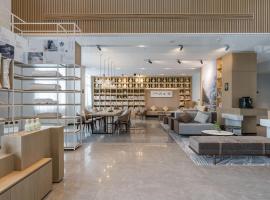 宁波象山滨海大道亚朵酒店，位于象山的酒店