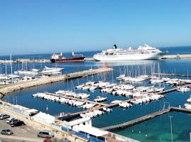 le terrazze sul mare gallipoli centro，位于加利波利Gallipoli Train Station附近的酒店