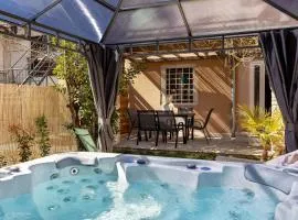 Holiday House 4 Season with jacuzzi, sauna and BBQ