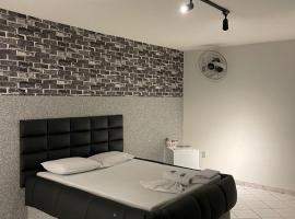 Hotel l Motel 1001 Noites - Samambaia - BR 060，位于巴西利亚的酒店