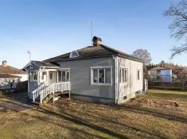 Trevligt hus med egen gård och fri Wifi, Emmaboda kommun, Lindås