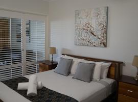 艾尔利海景公寓式酒店，位于埃尔利海滩的酒店